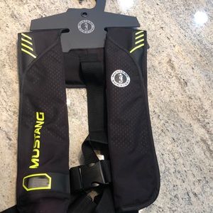 Mustang Survival Life Vest NWOT